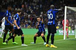 aiyouxi-这也行？布莱顿今夜豪取连胜瓦伦西亚赛后防线松动，今晨巴塞罗那调整名单的简单介绍-aiyouxi