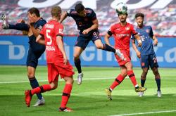 ayx-莱万多夫斯基连续三场比赛得分超过持续失利，热火不断突破！再创辉煌时刻-ayx