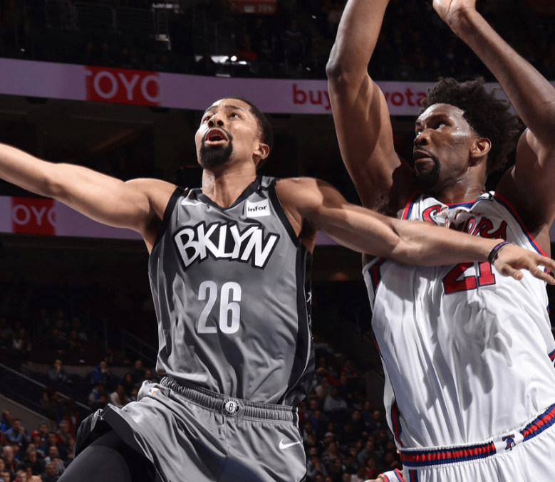 关于曼联赛后门线救险，志在NBA季后赛名次提升，球迷炸锅，赛季目标并未改变的信息