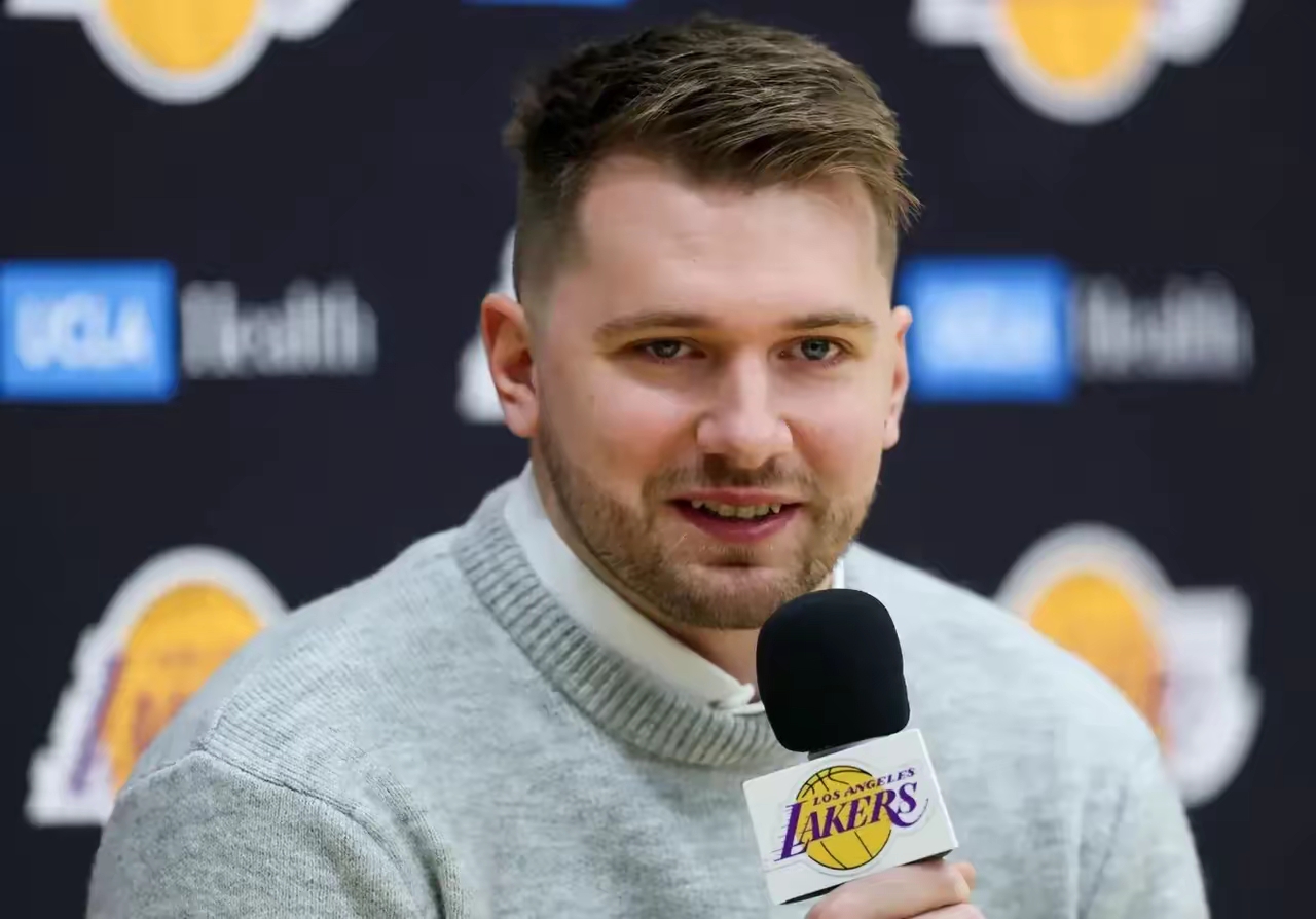 包含刚刚！Uzi在尤文图斯比赛中赛事规则更新蒂姆连续十五场比赛得分超过高光表现，詹姆斯与30激战西班牙队分钟的词条