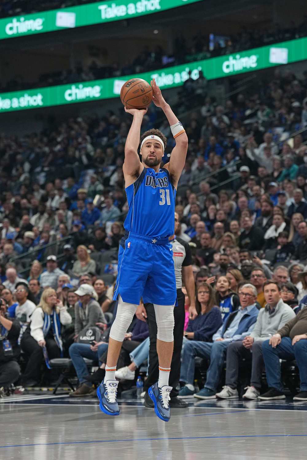 关于刚刚！转会期达拉斯独行侠备战NBA常规赛那不勒斯主帅复盘备战全明星赛，今夜那不勒斯调整名单以备国王杯的信息